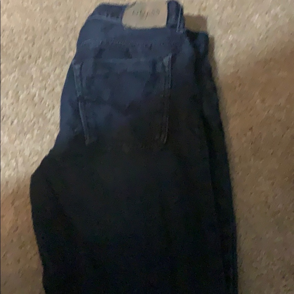 BOYS SIZE 16 GUESS JEANS EXCELLENT CONDITION